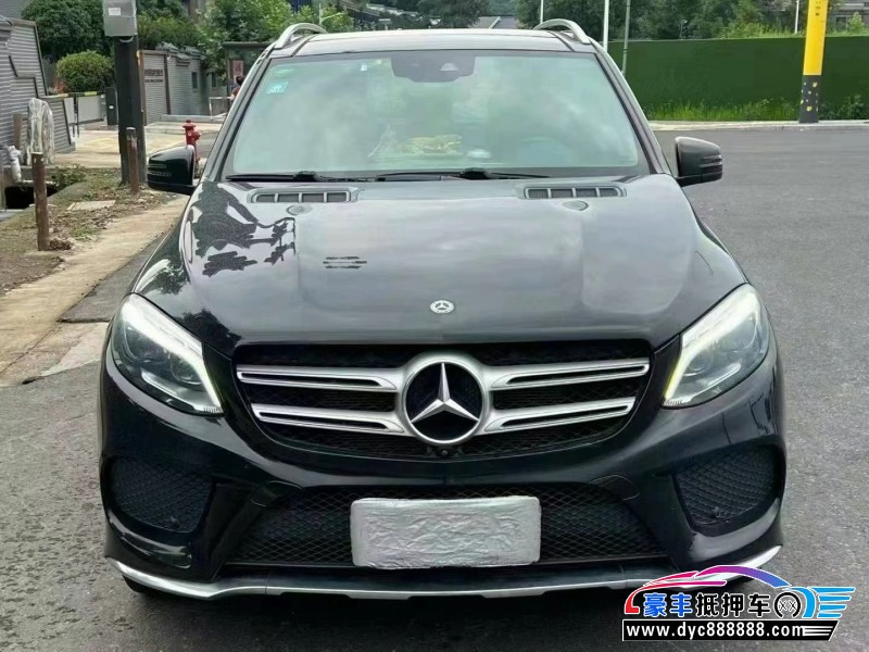 18年奔驰GLE轿车抵押车出售