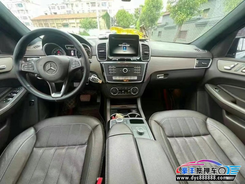 18年奔驰GLE轿车抵押车出售