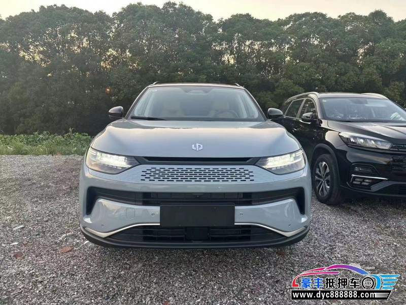 24年零跑C11轿车抵押车出售