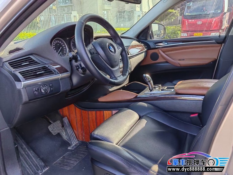 12年宝马X6轿车抵押车出售