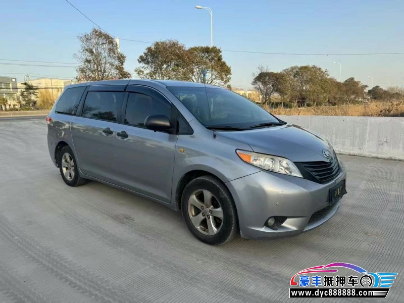 13年丰田塞纳MPV抵押车出售
