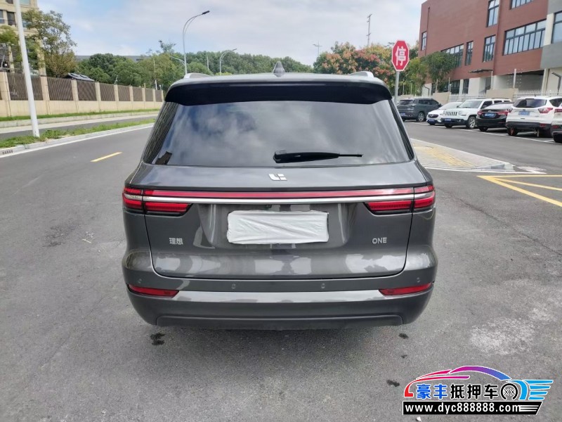 22年理想ONE轿车抵押车出售