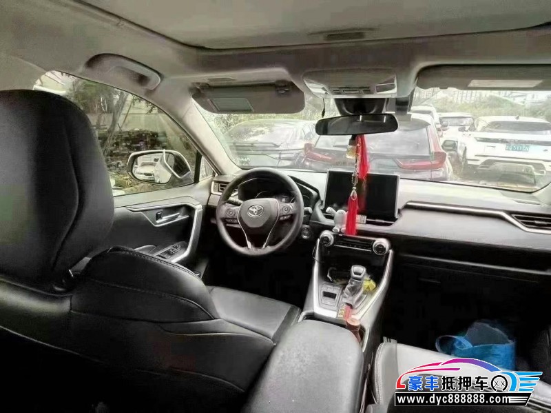 21年丰田威兰达SUV抵押车出售