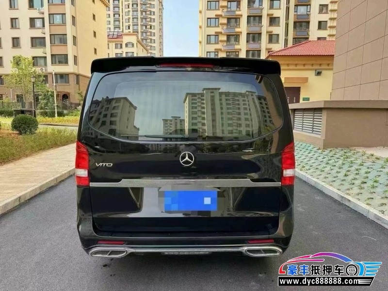 21年奔驰V轿车抵押车出售