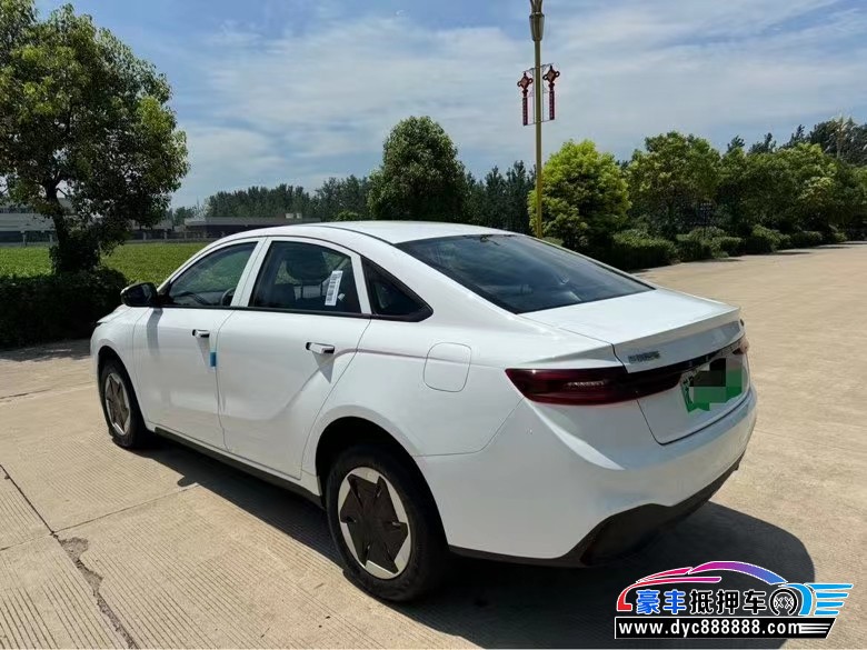 24年吉利几何轿车抵押车出售