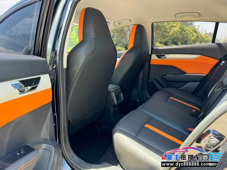 23年东风风神奕炫轿车抵押车出售