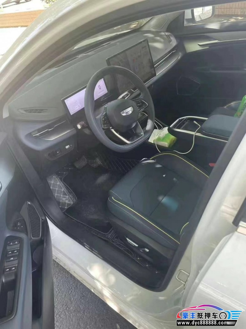 24年吉利几何轿车抵押车出售