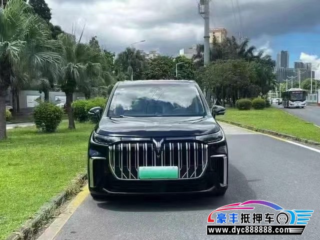 23年岚图梦想家轿车抵押车出售