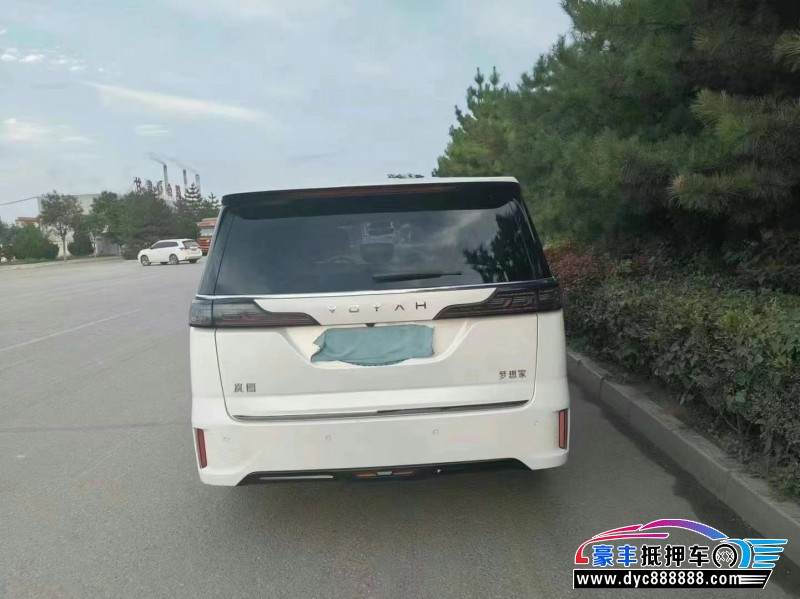 23年岚图梦想家轿车抵押车出售