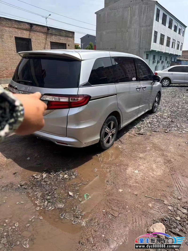 16年本田奥德赛轿车抵押车出售