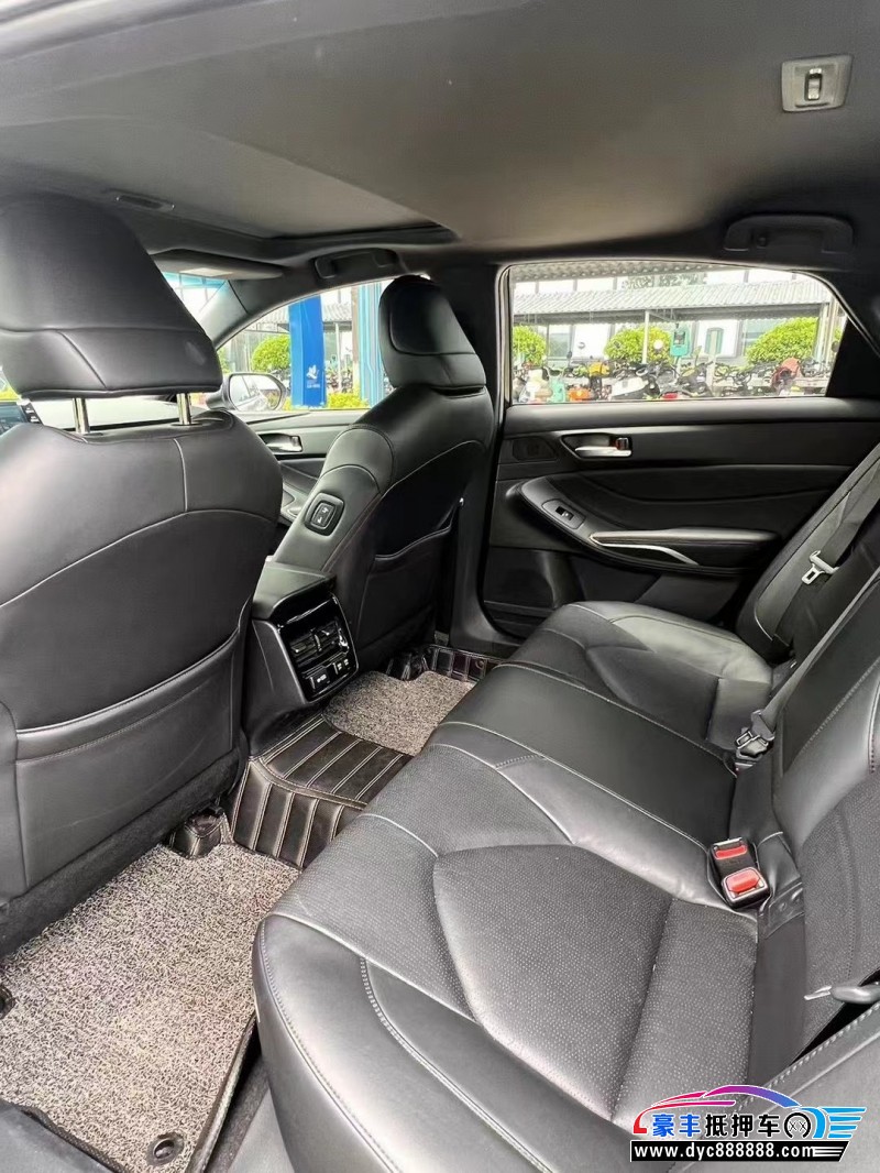 21年丰田亚洲龙轿车抵押车出售