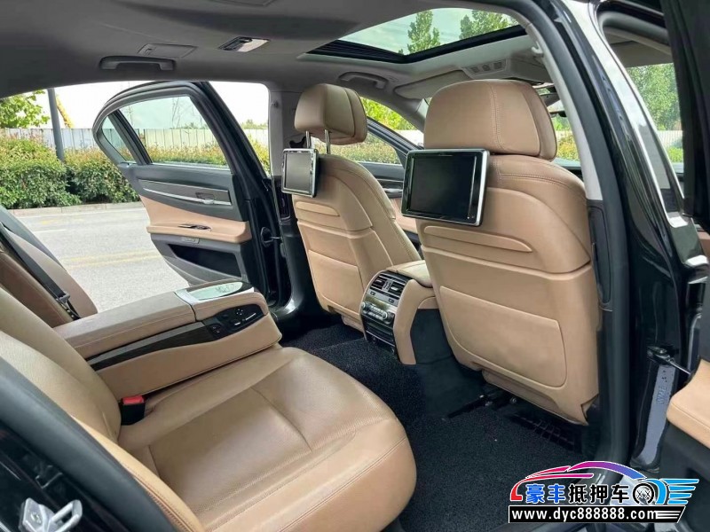 14年宝马7系轿车抵押车出售