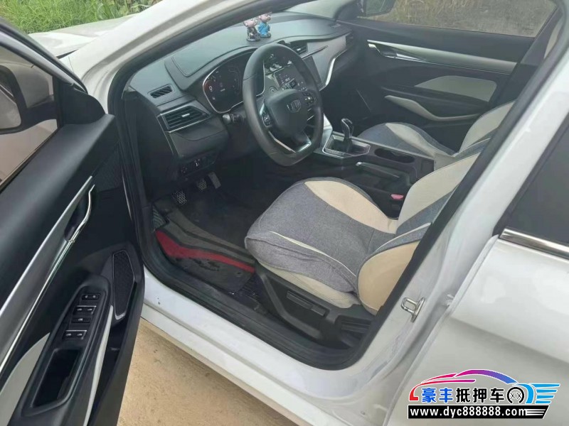 19年吉利缤瑞轿车抵押车出售