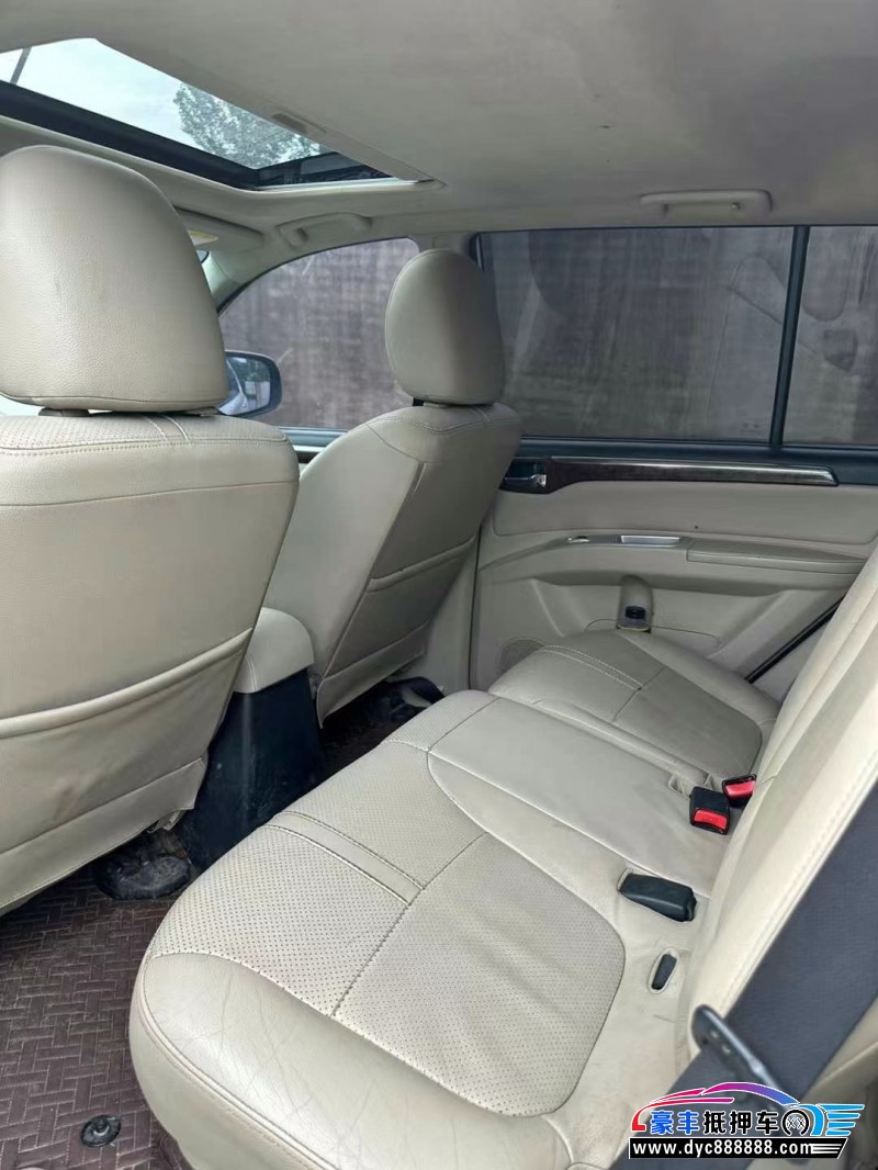 16年三菱帕杰罗轿车抵押车出售