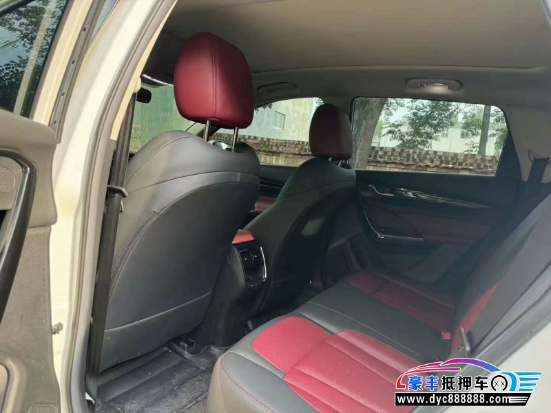 22年东风风神AX7轿车抵押车出售