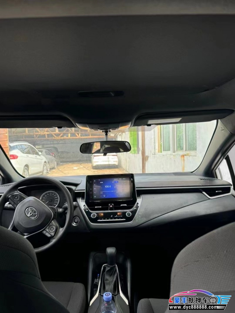 23年丰田雷凌轿车抵押车出售