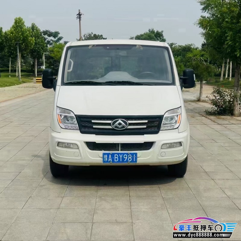 21年上汽大通V80MPV抵押车出售