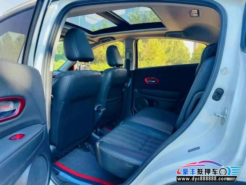 16年本田缤智轿车抵押车出售