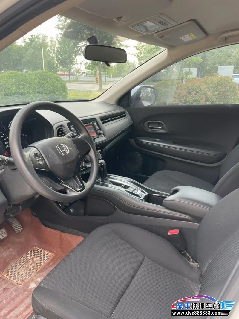 16年本田缤智轿车抵押车出售
