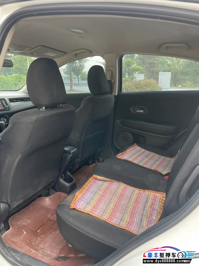 16年本田缤智轿车抵押车出售