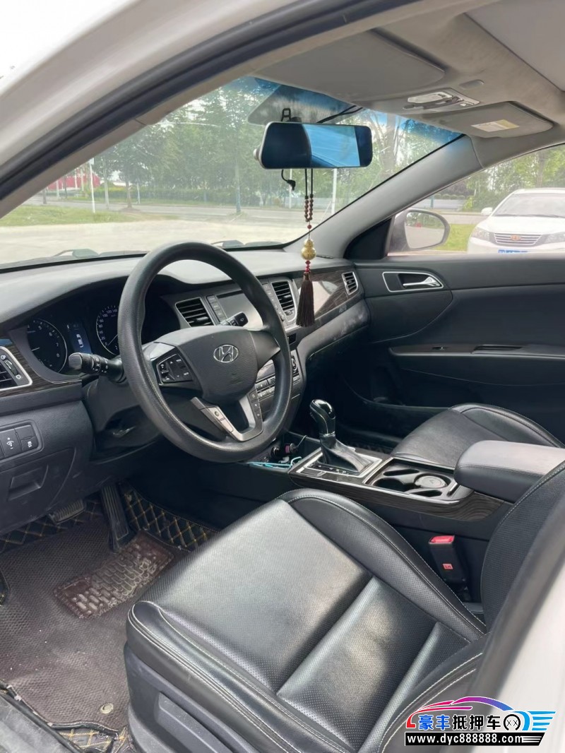 17年现代名图轿车抵押车出售