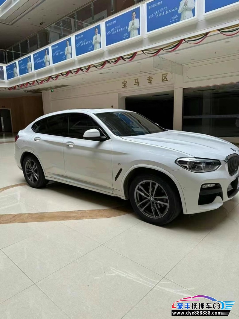 19年宝马X4轿车抵押车出售