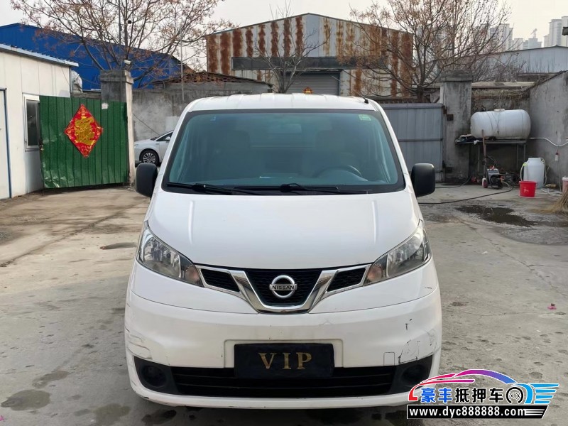 17年日产NV200轿车抵押车出售