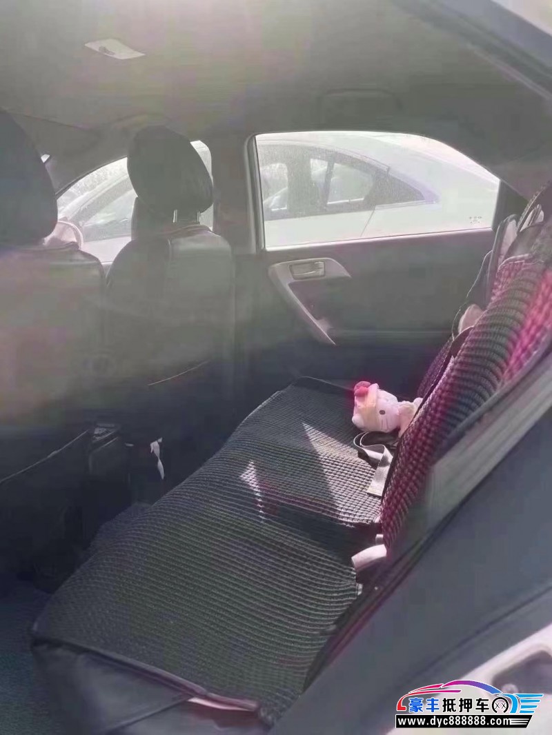 14年起亚福瑞迪轿车抵押车出售