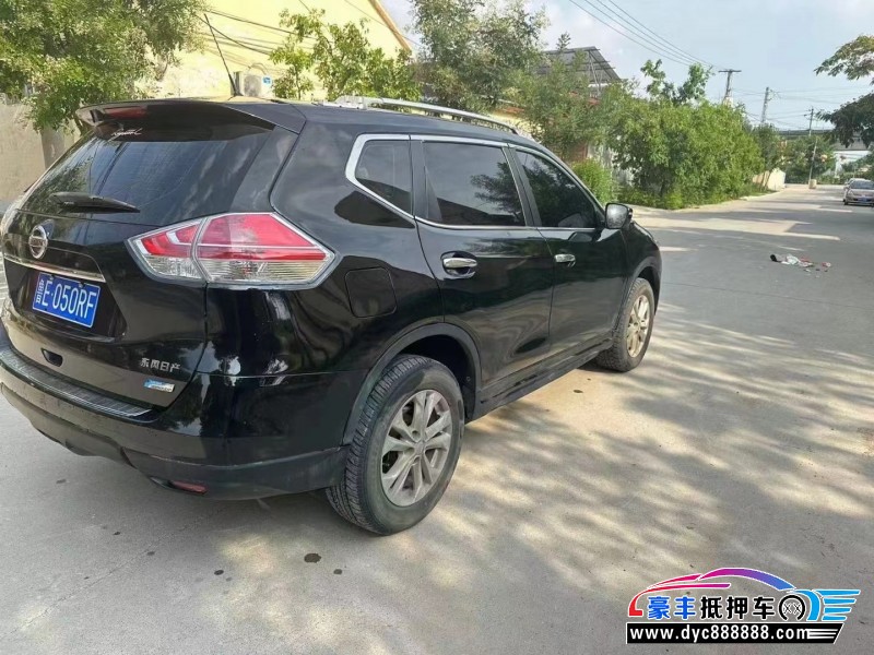 16年日产奇骏轿车抵押车出售