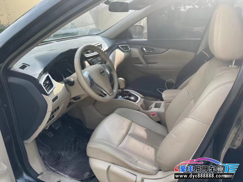 16年日产奇骏轿车抵押车出售