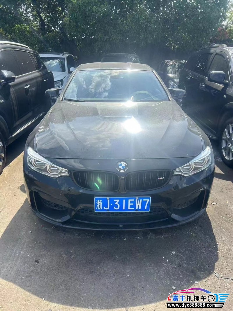 14年宝马M4轿车抵押车出售