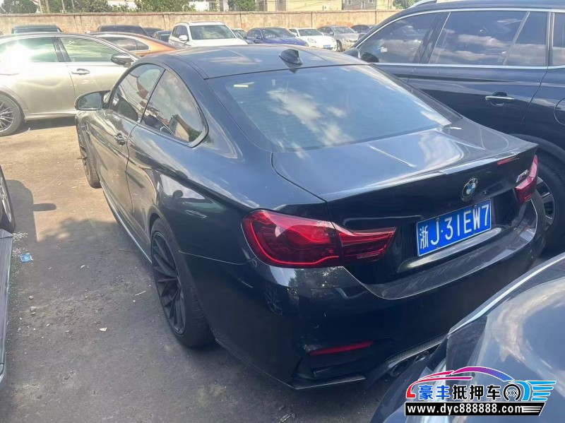 14年宝马M4轿车抵押车出售