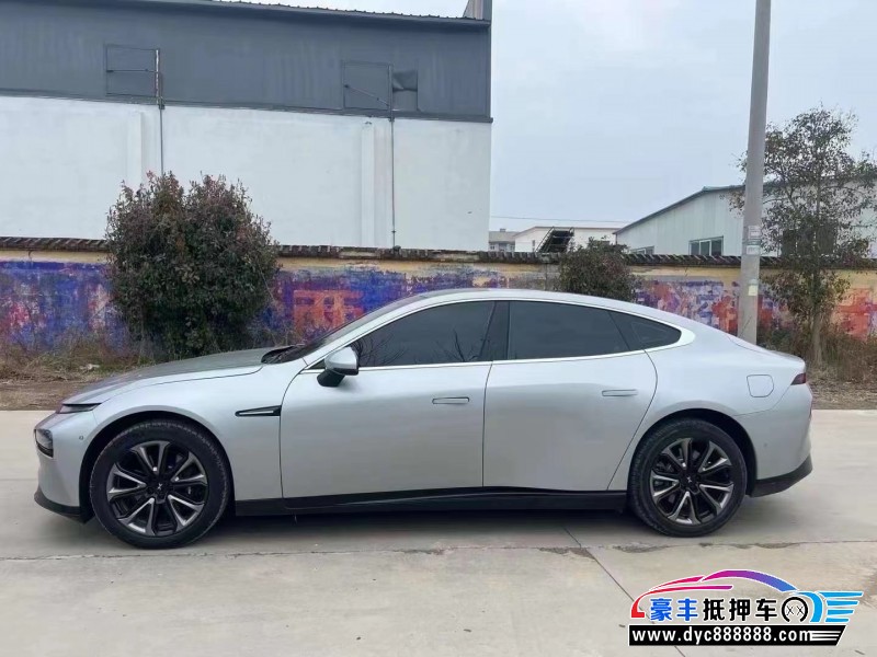 22年小鹏汽车P7轿车抵押车出售