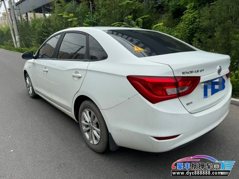 15年别克英朗轿车抵押车出售