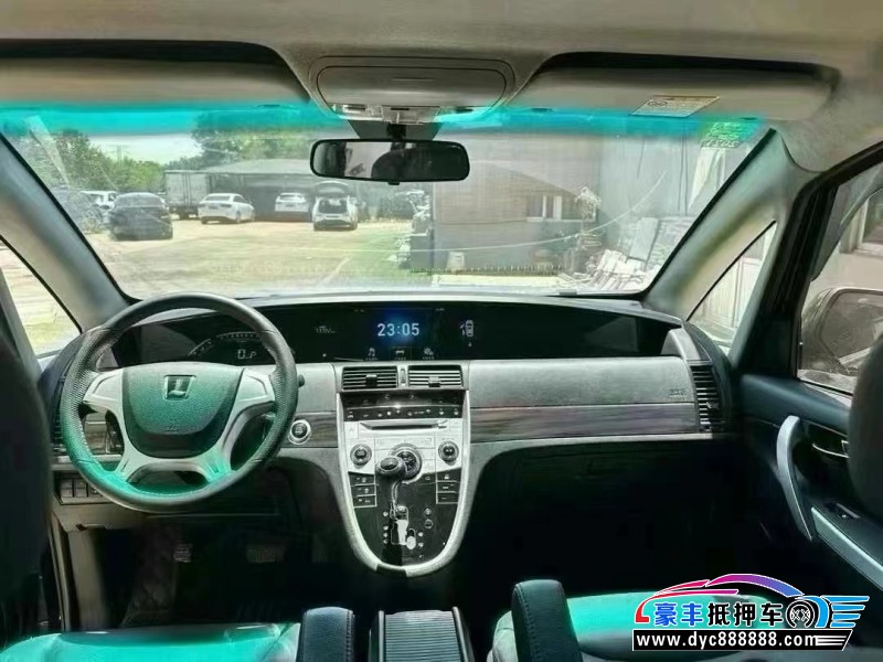 17年纳智捷大7 MPV轿车抵押车出售