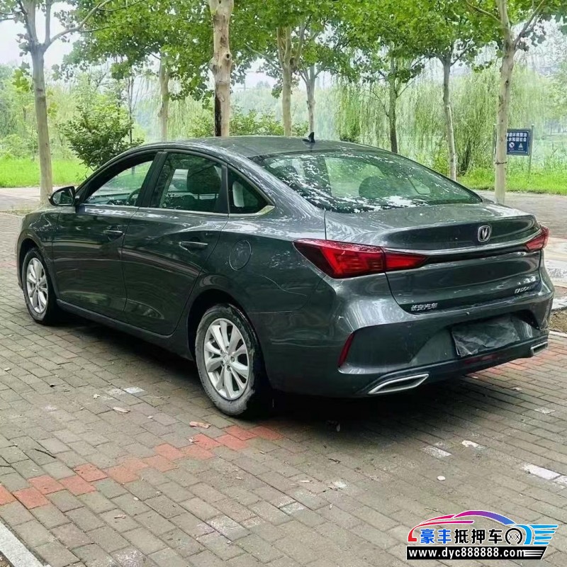 22年长安逸动轿车抵押车出售