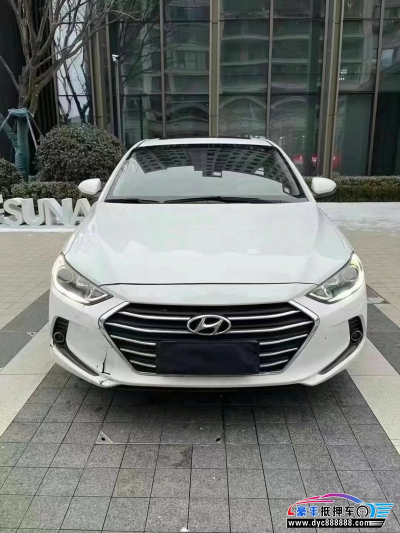 17年现代伊兰特轿车抵押车出售
