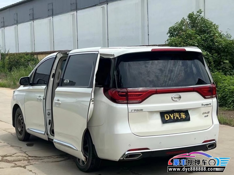 18年传祺M8轿车抵押车出售