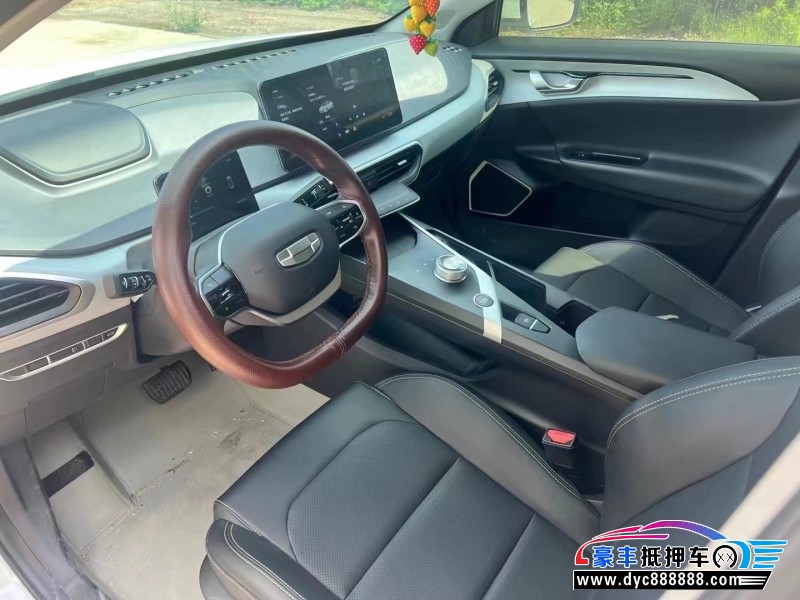 24年吉利几何轿车抵押车出售