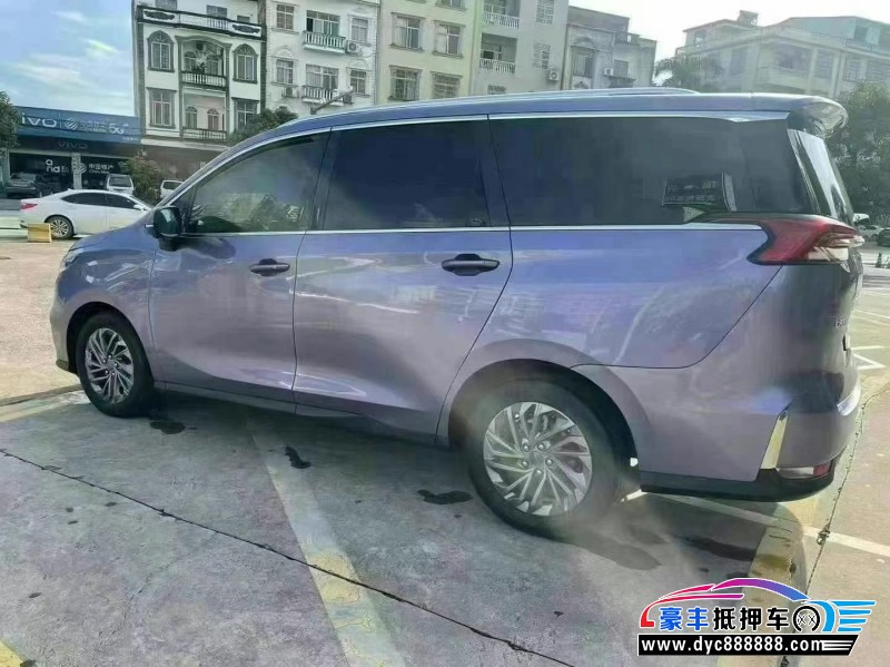 21年上汽大通G50轿车抵押车出售