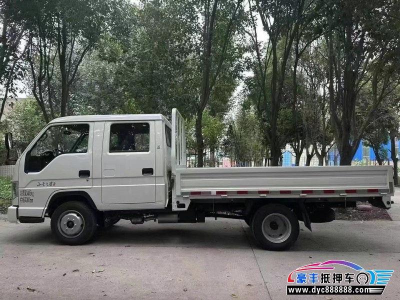 24年福田领航轿车抵押车出售