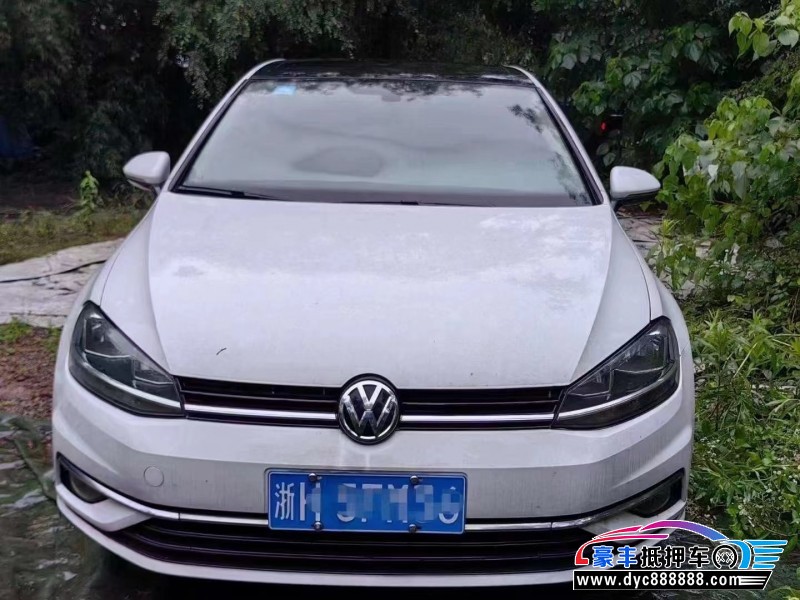 19年大众高尔夫轿车抵押车出售