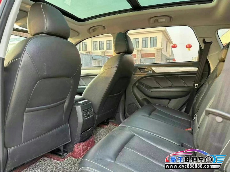 19年荣威RX5轿车抵押车出售