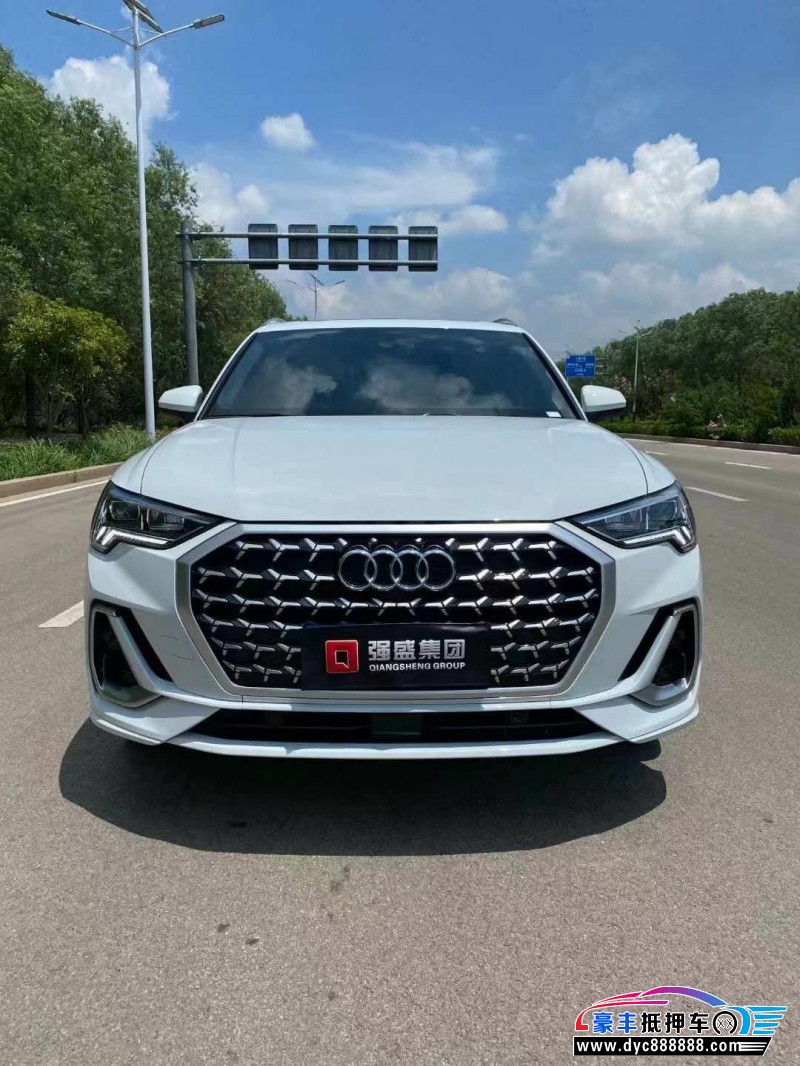 24年奥迪Q3轿车抵押车出售