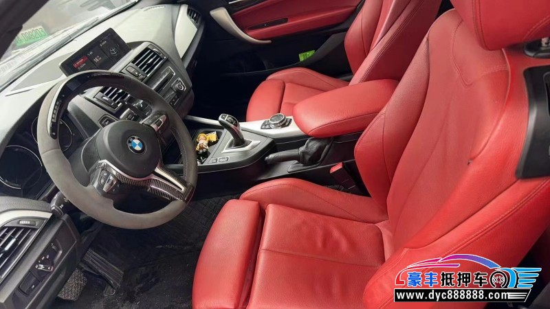 14年宝马2系轿车抵押车出售