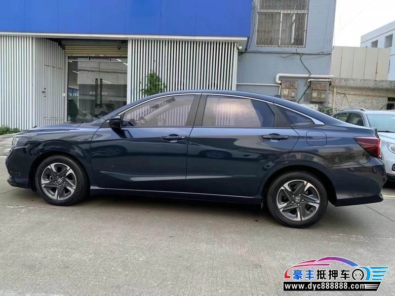 22年本田享域轿车抵押车出售