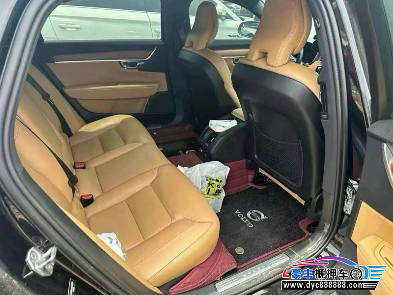 19年沃尔沃S90轿车抵押车出售