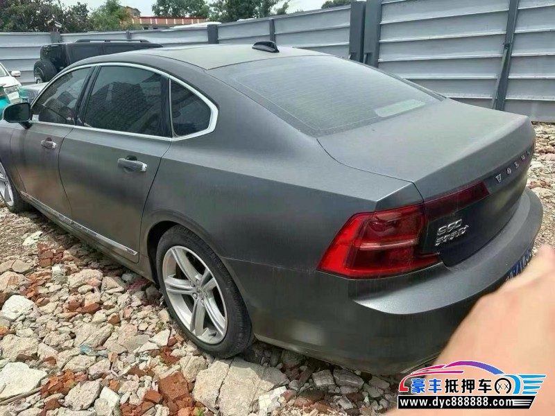 19年沃尔沃S90轿车抵押车出售