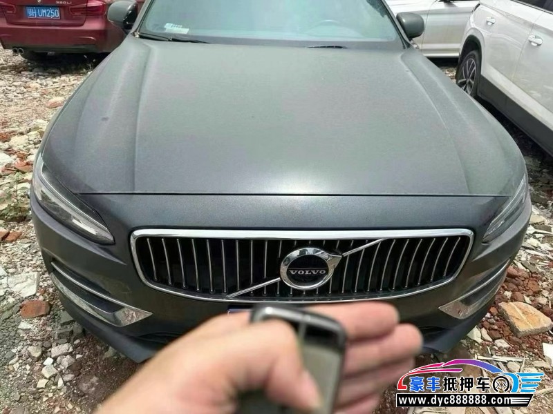 19年沃尔沃S90轿车抵押车出售