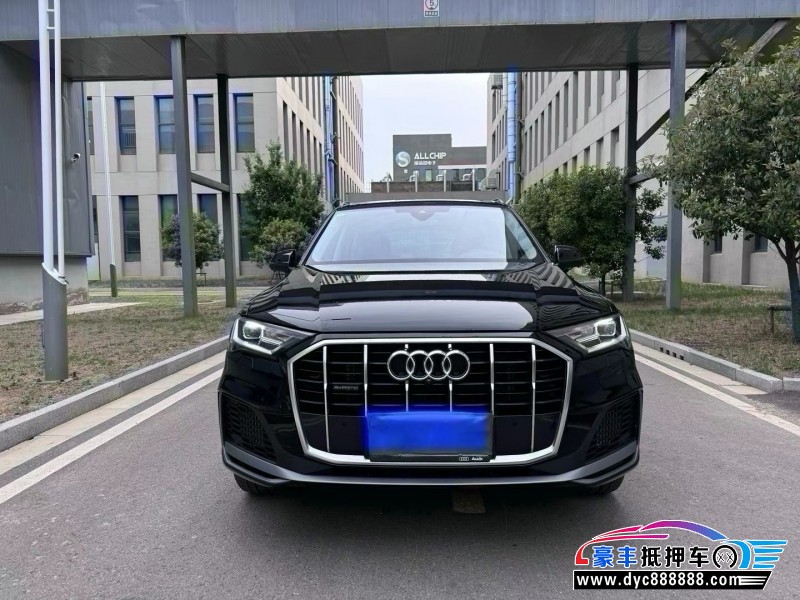 23年奥迪Q7轿车抵押车出售